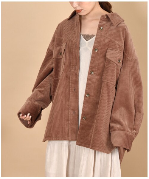 w closet（ダブルクローゼット）の「ウエスタン切り替え裏付ＢＩＧシャツはおり（ジャケット/アウター・レディース・アイボリー/グレージュ/モカ/ピンク/サックス/ブラウン・FREE/M/L/23.5/24.5）」の9枚目の写真