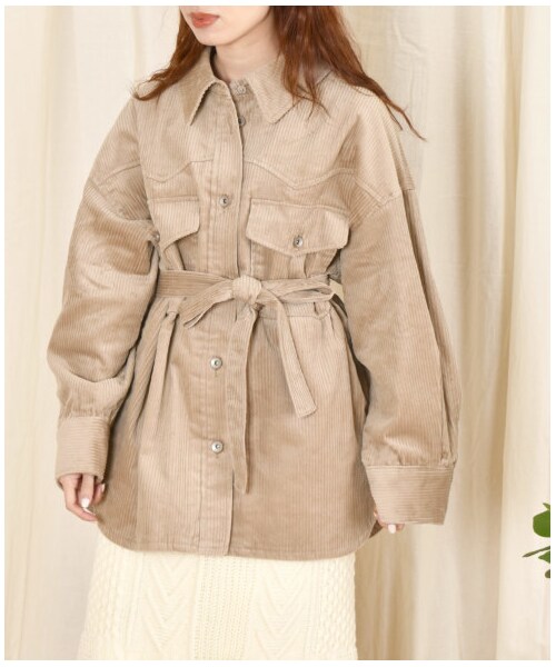 w closet（ダブルクローゼット）の「ウエスタン切り替え裏付ＢＩＧシャツはおり（ジャケット/アウター・レディース・アイボリー/グレージュ/モカ/ピンク/サックス/ブラウン・FREE/M/L/23.5/24.5）」の8枚目の写真