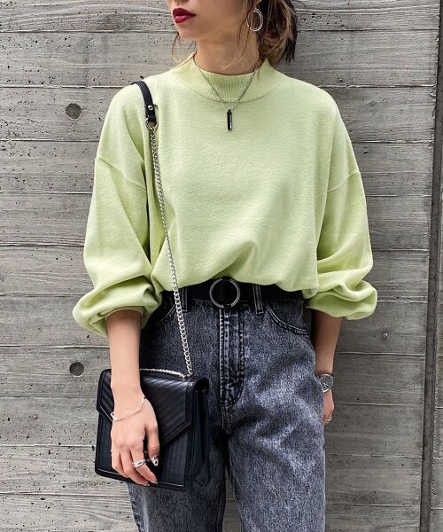 PAGEBOY（ページボーイ）の「【20SS/WEB先行予約】ハイネックボリュームニットＳＳ（トップス・レディース・オフホワイト/ベージュ/レモン/ピーコックブルー・F）」の3枚目の写真