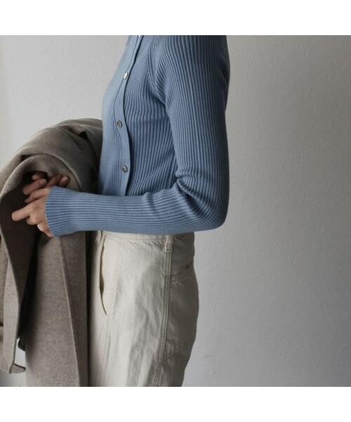 Lavish Gate(ラヴィッシュゲート)の「knit-02075 ボタンデザイン リブ ハイネック ニット ブラック ブラウン ダスティブルー アイボリー(ニット/セーター・レディース・その他)」の10枚目の写真