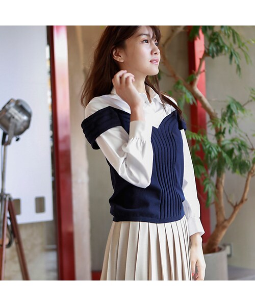 CAST:（キャストコロン）の「シャツコンビニットプルオーバー（トップス・レディース・グレー4/ネイビー・S/M/L）」の2枚目の写真