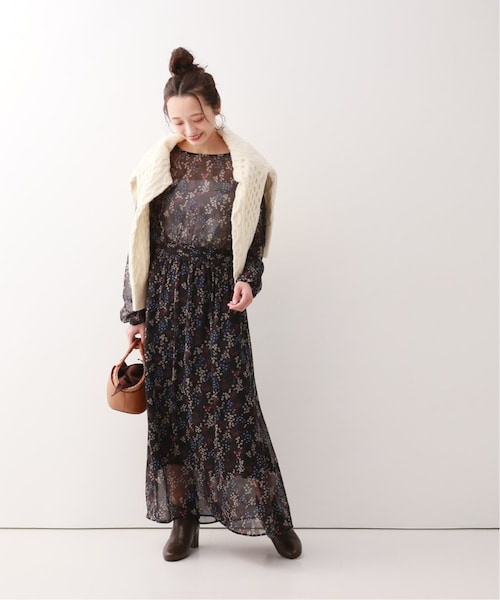 SLOBE IENA（スローブイエナ）の「マルチフラワープリントワンピース