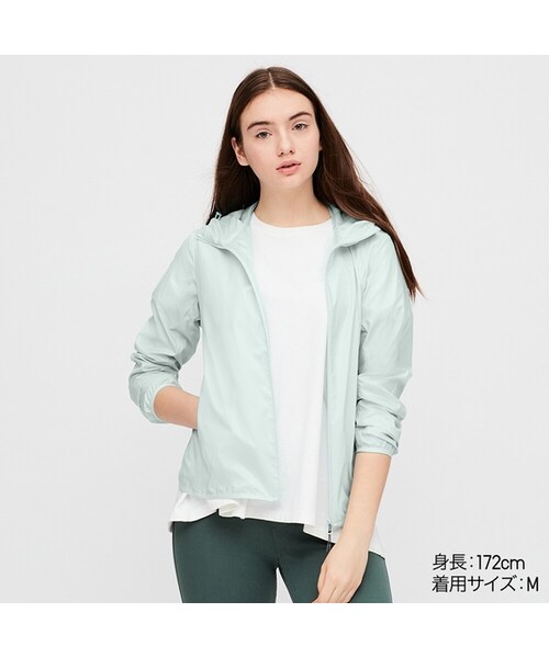 UNIQLO（ユニクロ）の「ポケッタブルUVカットパーカ（その他アウター・レディース・OFF WHITE 01/NAVY 69/LIGHT GREEN 50/GRAY 03/BEIGE 31/PINK 10/BLUE 64/BLACK 09・XS/XXL/3XL/L/M/S/XL）」の5枚目の写真