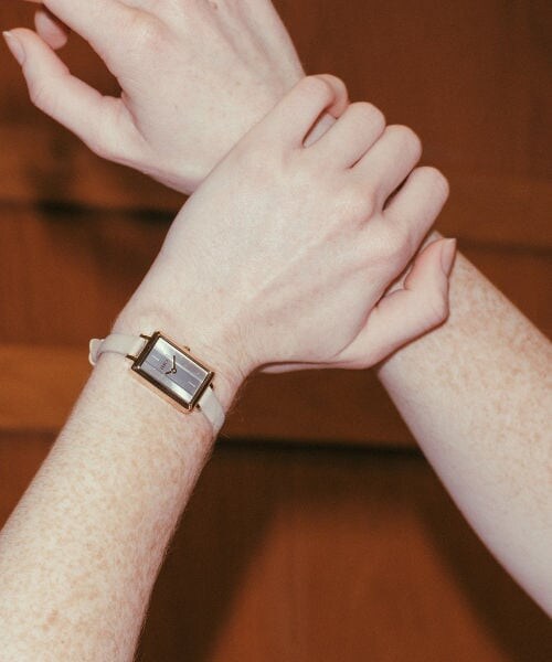 PAS TIERRA（パティエラ）の「EVA（腕時計・ブラック/グレー/ホワイト）」の11枚目の写真