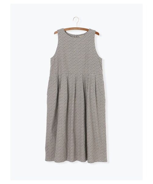 Samansa Mos2（サマンサ モスモス）の「葉っぱ柄ノースリタックワンピース（ワンピース/ドレス・グレー/レッド/ベージュ・F）」の8枚目の写真