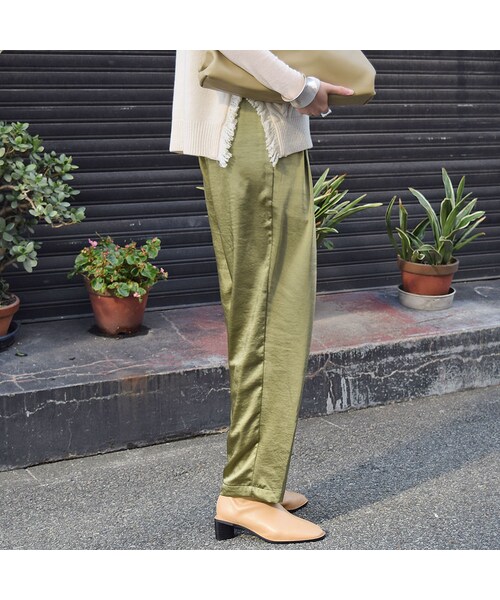 no brand（ノーブランド）の「サテンタックラフPT（その他パンツ・レディース・その他）」の3枚目の写真