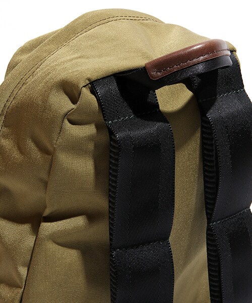 FREDRIK PACKERS(フレドリックパッカーズ)の「500D DAY PACK(バッグ・メンズ・キャメル/カーキ/レッド/ネイビー・ONE SIZE)」の10枚目の写真