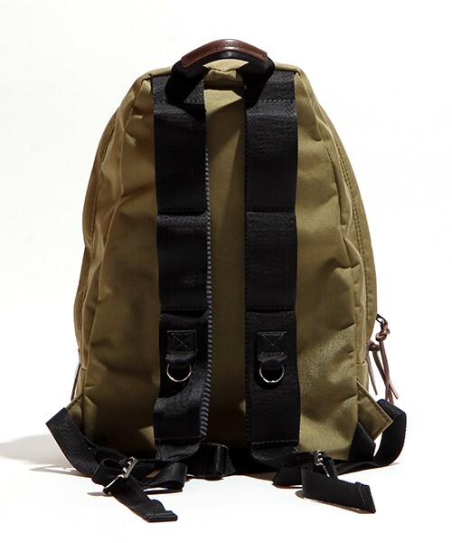FREDRIK PACKERS(フレドリックパッカーズ)の「500D DAY PACK(バッグ・メンズ・キャメル/カーキ/レッド/ネイビー・ONE SIZE)」の9枚目の写真
