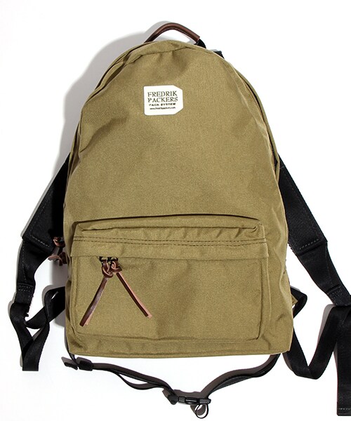 FREDRIK PACKERS(フレドリックパッカーズ)の「500D DAY PACK(バッグ・メンズ・キャメル/カーキ/レッド/ネイビー・ONE SIZE)」の16枚目の写真