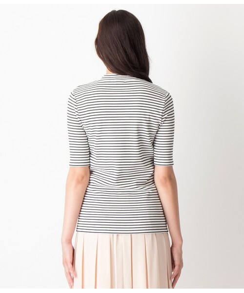 VIS(ビス)の「【先行受注】プチハイネック5分袖プルオーバー【秋の新作】(Tシャツ/カットソー・レディース・ブラック/ブラック系/ホワイト/ブルー・M)」の7枚目の写真