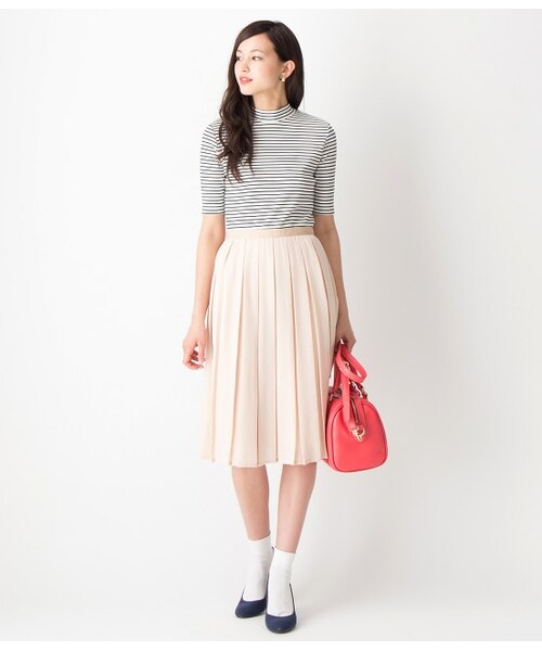 VIS(ビス)の「【先行受注】プチハイネック5分袖プルオーバー【秋の新作】(Tシャツ/カットソー・レディース・ブラック/ブラック系/ホワイト/ブルー・M)」の12枚目の写真