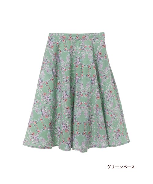 w closet(ダブルクローゼット)の「花柄プリントひざ下丈フレアスカート(パンツ・レディース・グリーンベース/ネイビーベース・FREE)」の2枚目の写真