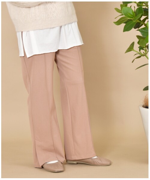 w closet（ダブルクローゼット）の「ツイルカットジョーゼット セミフレアパンツ（パンツ・レディース・アイボリー/ベージュピンク/キミドリ/グリーン/ブラック・FREE/23.5/24.5）」の6枚目の写真