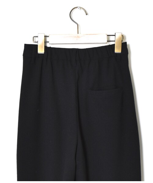 w closet（ダブルクローゼット）の「ツイルカットジョーゼット セミフレアパンツ（パンツ・レディース・アイボリー/ベージュピンク/キミドリ/グリーン/ブラック・FREE/23.5/24.5）」の13枚目の写真