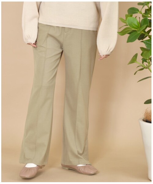 w closet（ダブルクローゼット）の「ツイルカットジョーゼット セミフレアパンツ（パンツ・レディース・アイボリー/ベージュピンク/キミドリ/グリーン/ブラック・FREE/23.5/24.5）」の9枚目の写真
