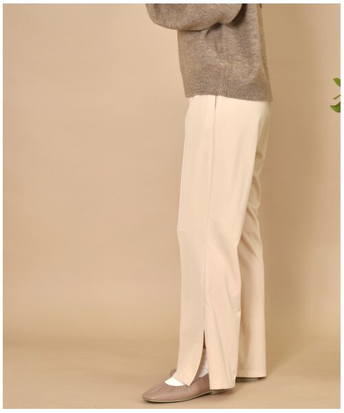 w closet（ダブルクローゼット）の「ツイルカットジョーゼット セミフレアパンツ（パンツ・レディース・アイボリー/ベージュピンク/キミドリ/グリーン/ブラック・FREE/23.5/24.5）」の19枚目の写真