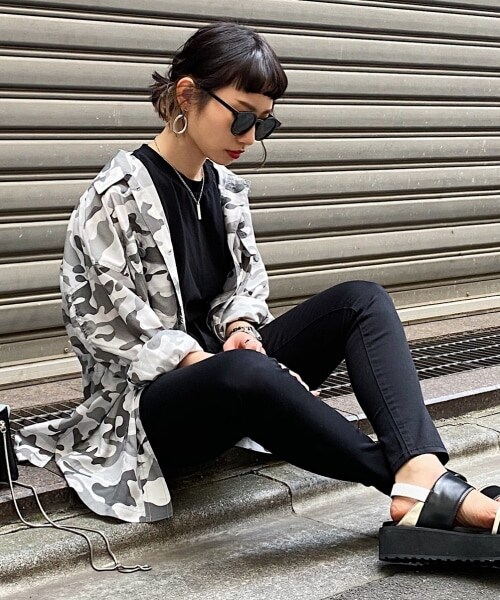 PAGEBOY（ページボーイ）の「ストレッチデニムスキニー20SS（パンツ・レディース・ブラック/ブルー/インディゴ・S(25inch)/M(26inch)/L(27inch)）」の4枚目の写真