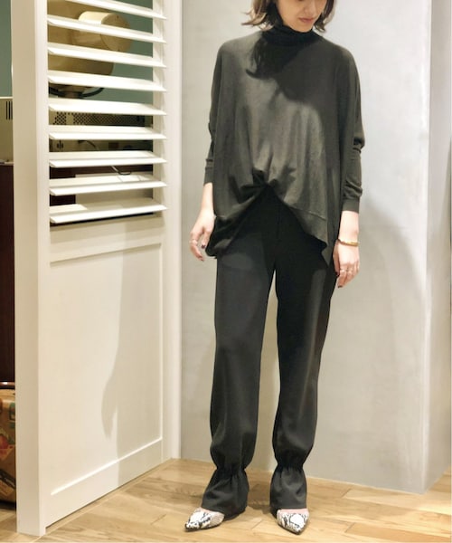 Deuxieme Classe（ドゥーズィエムクラス）の「Col Pierrot