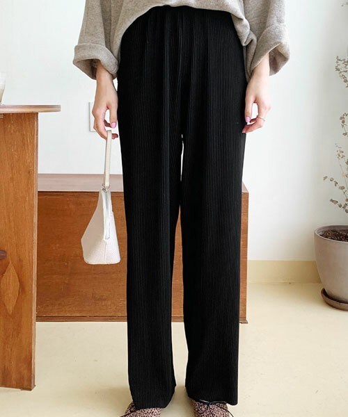 DHOLIC（ディーホリック）の「プリーツロングパンツ（その他パンツ