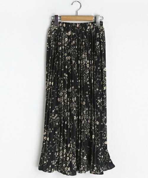 DHOLIC（ディーホリック）の「プリーツフローラルスカート（スカート・レディース・ホワイト/ブラック・FREE）」の2枚目の写真