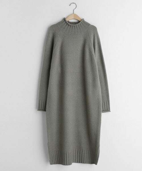 DHOLIC(ディーホリック)の「ロールヘムニットワンピース(ワンピース・レディース・ブラウン/ブルー/グリーン/ベージュ・FREE)」の3枚目の写真