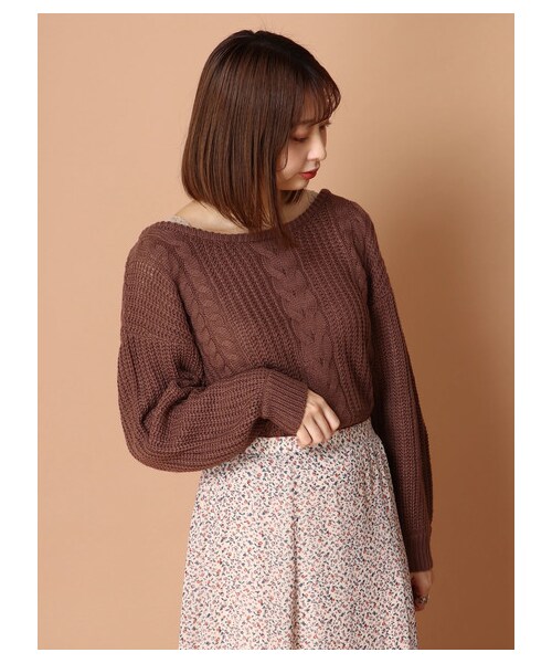 E hyphen world gallery(イーハイフンワールドギャラリー)の「バックリボンケーブルプルオーバー(トップス・ピンク/ライトベージュ/ライトカーキ/チョコレート・F)」の12枚目の写真