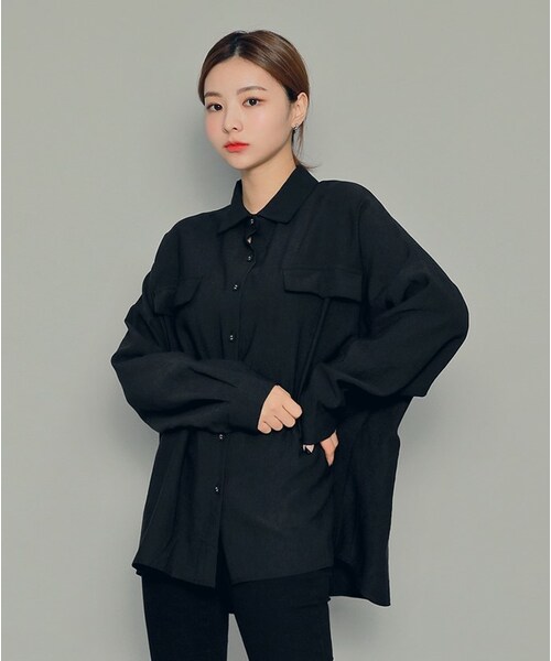 HOTPING(ホッピン)の「フェイクポケットルーズシャツ(シャツ/ブラウス・レディース・Beige/Yellow/Black/Orange/Green・XS-M/L-XL/2XL-3XL)」の2枚目の写真