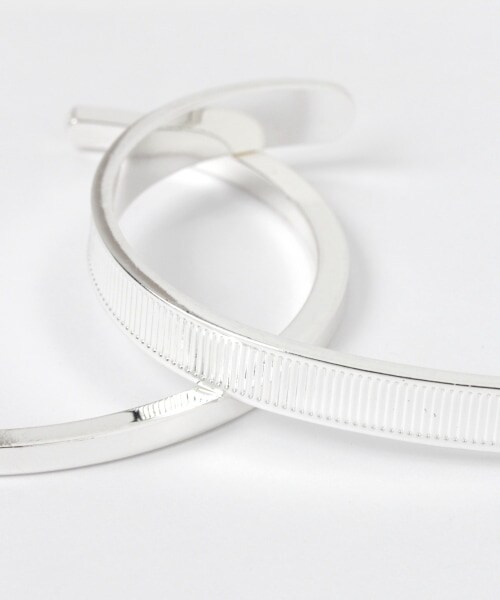 GLOBAL WORK（グローバルワーク）の「アソートデザインバングル（アクセサリー・シルバー(細)/シルバー(太)）」の4枚目の写真