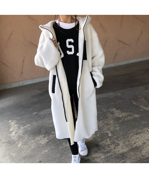 copine（コピン）の「ゆるっと可愛い！ボアフードロングコート(3color)（その他アウター・レディース・その他）」の2枚目の写真