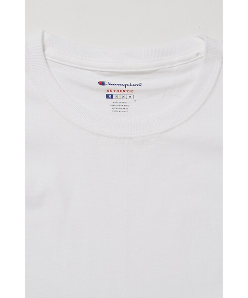 Champion（チャンピオン）の「TaglessT-Shirt S/SWhite（トップス・メンズ・White・S/M/L/XL/2XL）」の3枚目の写真