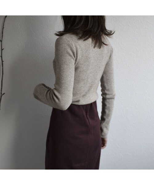 Lavish Gate（ラヴィッシュゲート）の「knit-02079　ハイゲージ　リブタートルネック ニット プルオーバー　オートミール　オフホワイト　ブラック（ニット/セーター・レディース・その他）」の9枚目の写真