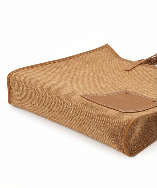 IENA（イエナ）の「別注レザーパッチ◆（バッグ・キャメル/フリー/取り寄せ）」の4枚目の写真