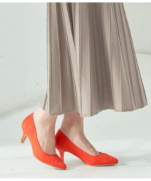 VIS（ビス）の「ふんわりパンプス（シューズ・レディース・オレンジ/ブルー系3/ブラック/ベージュ・23.5/23.0/24.5/25.0/24.0/22.5）」の4枚目の写真