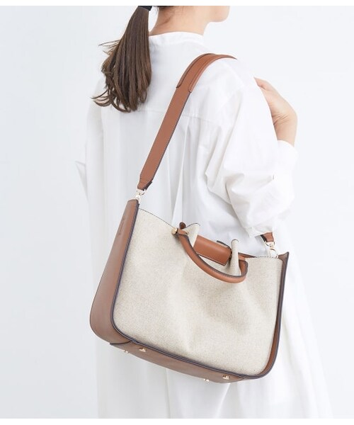 ADAM ET ROPE'(アダムエロペ)の「コンビフロントハンドルトート(バッグ・レディース・キャメル・F)」の1枚目の写真