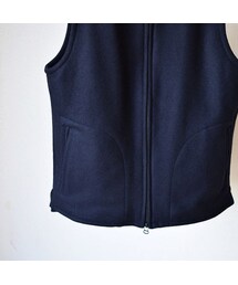 【極美品/即完品】Brena チンストラップ ウール ベスト 44(ブラック nisica（ニシカ）の「【クラシカルで新しいデザイン！】BRENA ブレナ