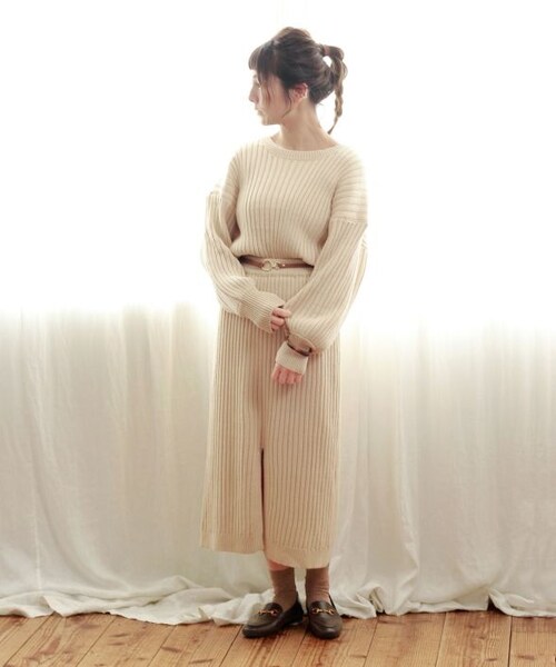 Crisp（クリスプ）の「２WAYリブニットスカート[c2k2600]（スカート・レディース・アイボリー/ライトグレー・FREE）」の3枚目の写真