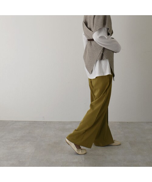 Lavish Gate（ラヴィッシュゲート）の「bottoms-02049　ウエストボタンデザイン　センタースリット パンツ　マスタード（その他パンツ・レディース・その他）」の10枚目の写真