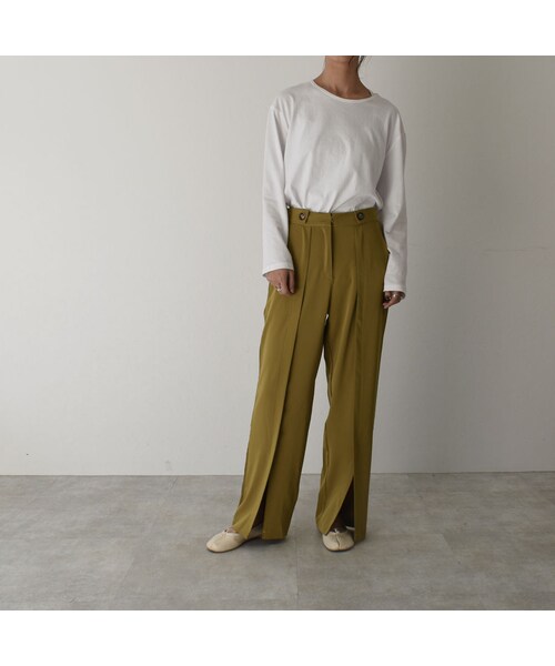 Lavish Gate（ラヴィッシュゲート）の「bottoms-02049　ウエストボタンデザイン　センタースリット パンツ　マスタード（その他パンツ・レディース・その他）」の3枚目の写真