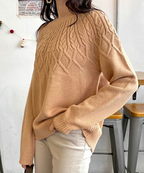 DHOLIC（ディーホリック）の「ハーフケーブルニット（ニット/セーター・レディース・ベージュ/オレンジ/グリーン・FREE）」の3枚目の写真