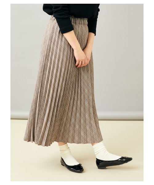 earth music&ecology(アースミュージックアンドエコロジー)の「チェックプリーツスカート(スカート・ブラック/ブラウン/チェックネイビー/チェックブラウン/チェックベージュ/チェックブラック・F)」の15枚目の写真