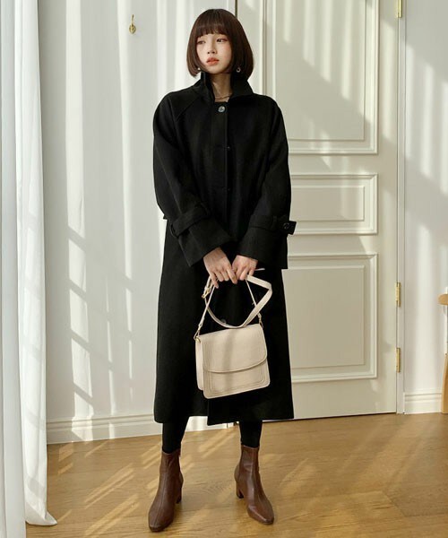 DHOLIC（ディーホリック）の「シングルラグランロングコート（その他アウター・レディース・ベージュ/ブラック/グリーン/ブラウン・FREE）」の2枚目の写真