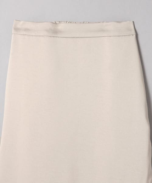 JEANASIS（ジーナシス）の「サテンキリカエマーメイドスカート（スカート・グレージュ()/モカ()/ブルー()）」の5枚目の写真