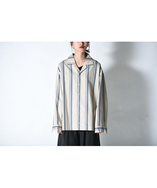 VOAAOV（ヴォアーブ）の「VOAAOV ストライプボックスシャツブルゾン（シャツ/ブラウス・レディース・ブルー/ホワイト/ブラウン・1）」の2枚目の写真