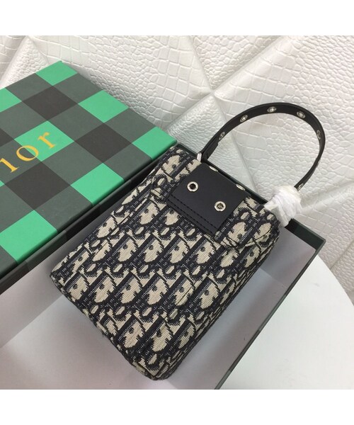 Christian Dior（クリスチャンディオール）の「大人気♪♪Diorショルダーバッグ トートバッグ リュック*バックパック（バックパック/リュック・レディース・その他）」の3枚目の写真