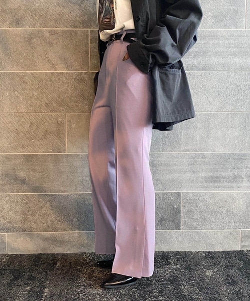 PAGEBOY（ページボーイ）の「ピンタックフレアスリットパンツ（パンツ・レディース・ブラック/グレージュ/ピンク/パープル・S/M）」の4枚目の写真