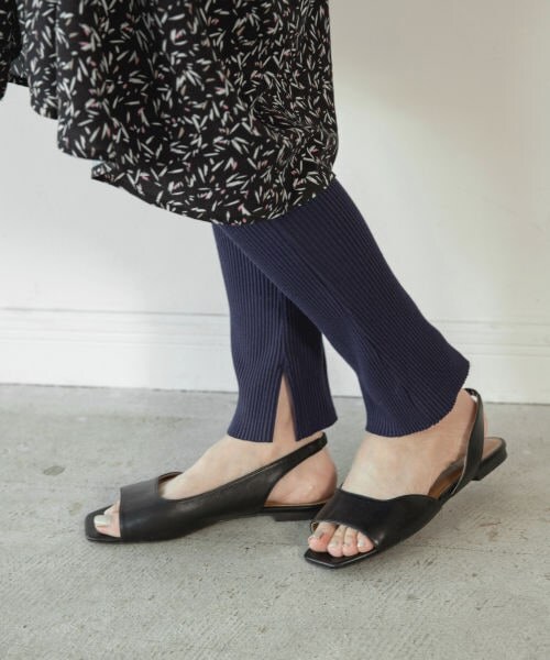 LOWRYS FARM（ローリーズファーム）の「カットフレアレギンス（パンツ・ブラウン/カーキ）」の12枚目の写真