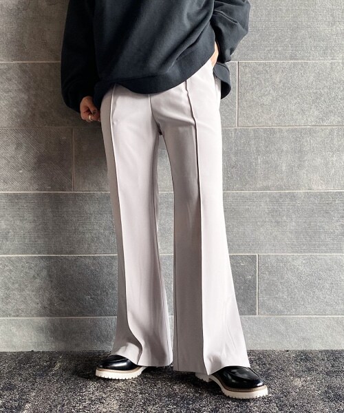PAGEBOY（ページボーイ）の「ピンタックフレアスリットパンツ（パンツ・ブラック/グレージュ/ピンク）」の8枚目の写真