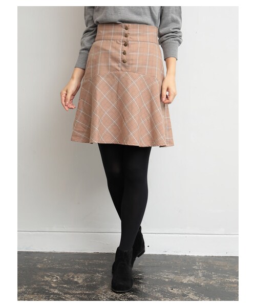 earth music&ecology(アースミュージックアンドエコロジー)の「ラッフルミニチェックスカート(スカート・ベージュ/ネイビー・S/M)」の4枚目の写真