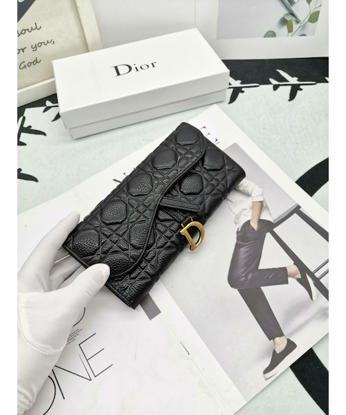 Dior（ディオール）の「大人気♪ ♪♪ Christian Dior 長財布3色（財布・レディース・その他）」の11枚目の写真