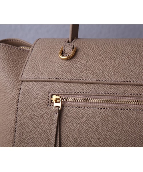 CELINE（セリーヌ）の「CELINE(セリーヌ)MICRO BELT BAG ベルトバッグ マイクロ　トートバッグ ショルダーバッグ（トートバッグ・レディース・その他）」の6枚目の写真